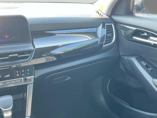 new 2025 Kia Seltos car, priced at $25,275