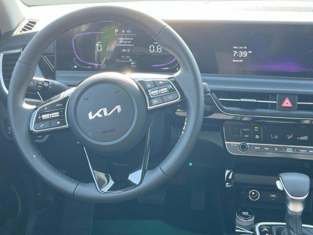 new 2025 Kia Seltos car, priced at $25,275