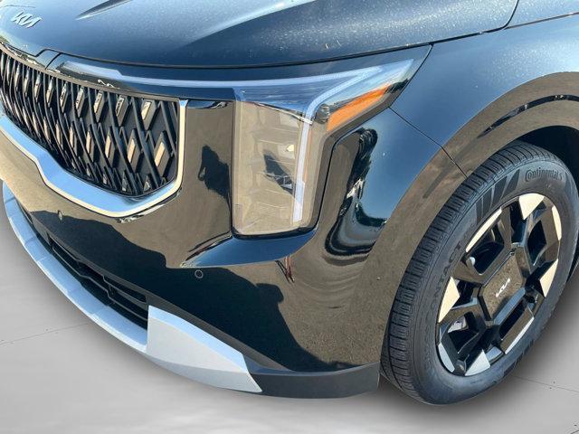 new 2025 Kia Carnival car, priced at $41,695