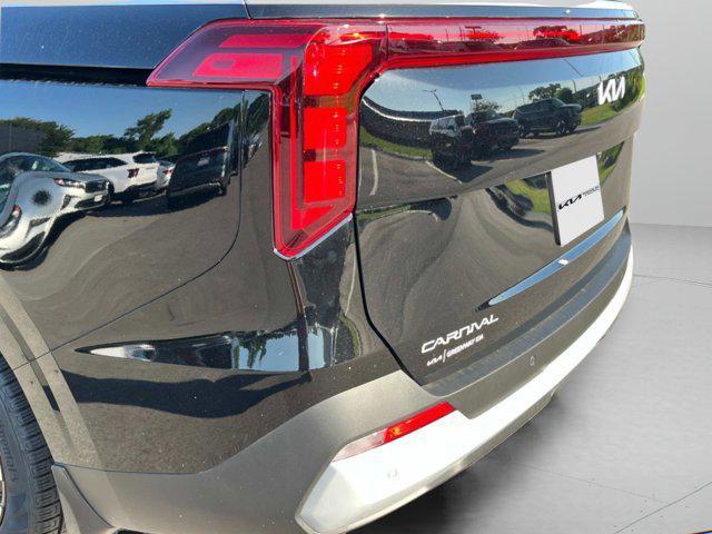 new 2025 Kia Carnival car, priced at $41,695