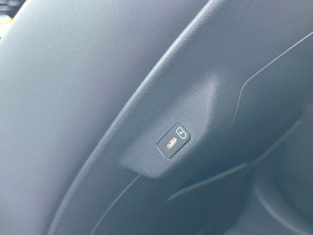 new 2025 Kia EV6 car, priced at $48,875