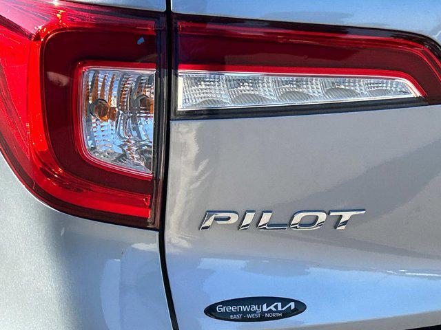 used 2021 Honda Pilot car, priced at $25,426