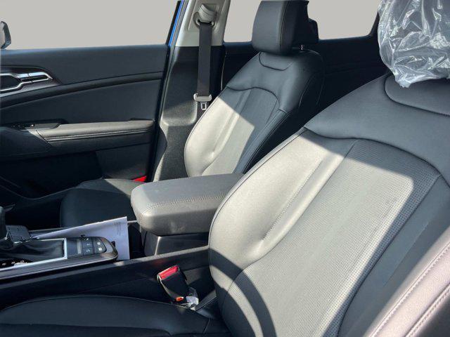 new 2026 Kia Sportage car, priced at $32,065