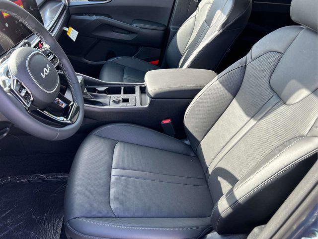 new 2025 Kia Sorento car, priced at $39,690