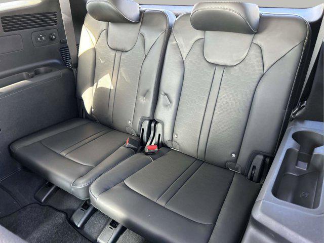 new 2025 Kia Sorento car, priced at $39,690