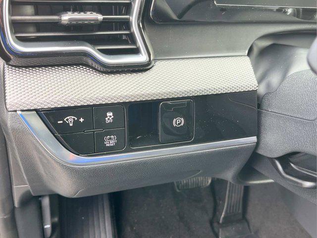 new 2025 Kia Sportage Hybrid car, priced at $30,140