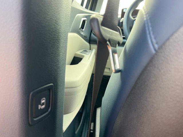 new 2026 Kia Carnival Hybrid car, priced at $44,845