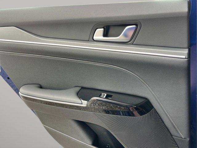 new 2025 Kia K5 car, priced at $32,125