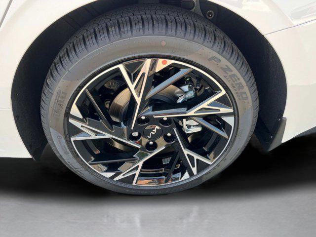 new 2025 Kia K5 car, priced at $30,840