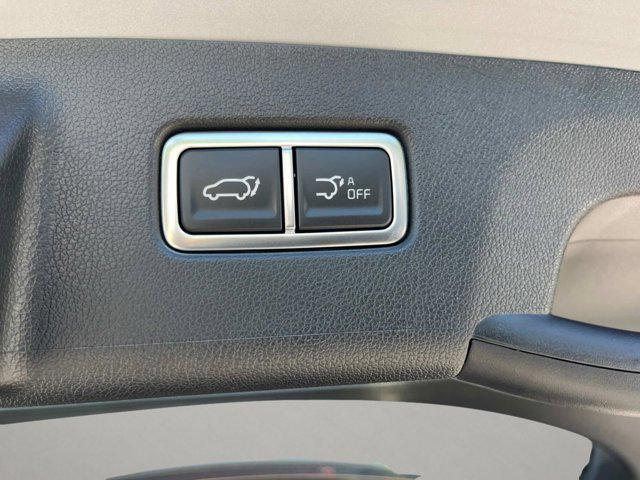 new 2026 Kia Sorento car, priced at $43,380