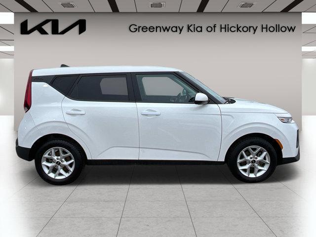 used 2022 Kia Soul car, priced at $16,262