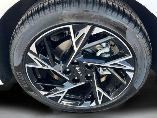new 2025 Kia K5 car, priced at $33,720