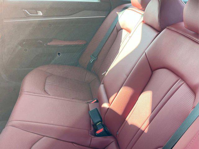 new 2025 Kia K5 car, priced at $33,720