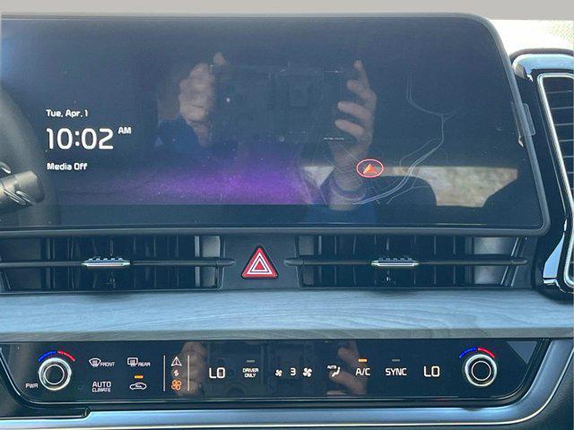 new 2025 Kia Sportage car, priced at $41,635