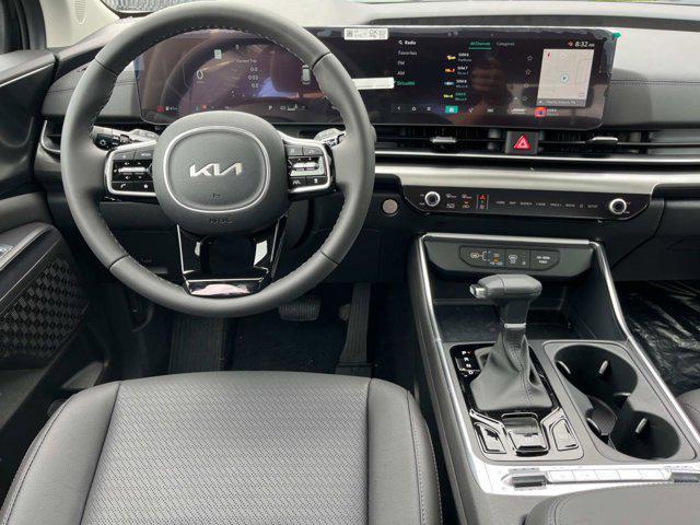new 2026 Kia Carnival car, priced at $53,285