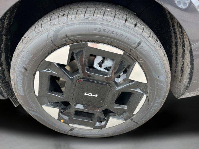 new 2025 Kia Carnival car, priced at $42,995