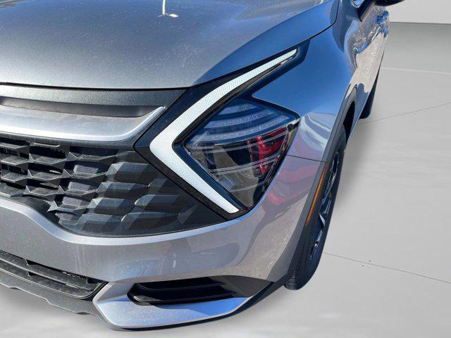 new 2025 Kia Sportage Hybrid car, priced at $30,140