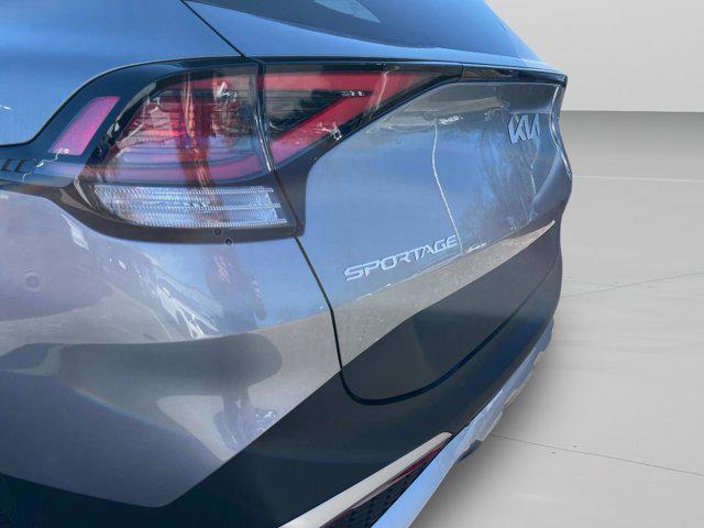 new 2025 Kia Sportage Hybrid car, priced at $30,140