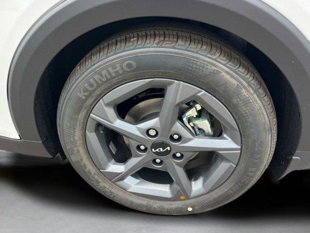 new 2025 Kia K4 car, priced at $24,353