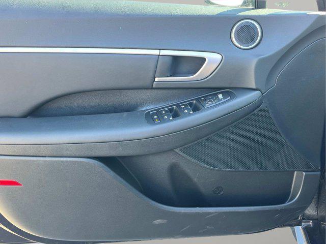 used 2024 Hyundai Sonata Hybrid car, priced at $27,991