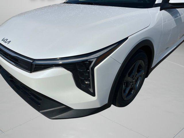new 2025 Kia K4 car, priced at $23,052