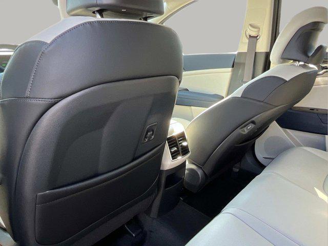 new 2025 Kia Sportage Hybrid car, priced at $36,260