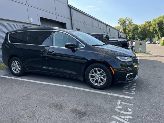 used 2021 Chrysler Pacifica car, priced at $23,135