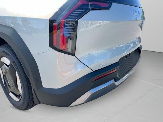 new 2026 Kia EV9 car, priced at $65,570
