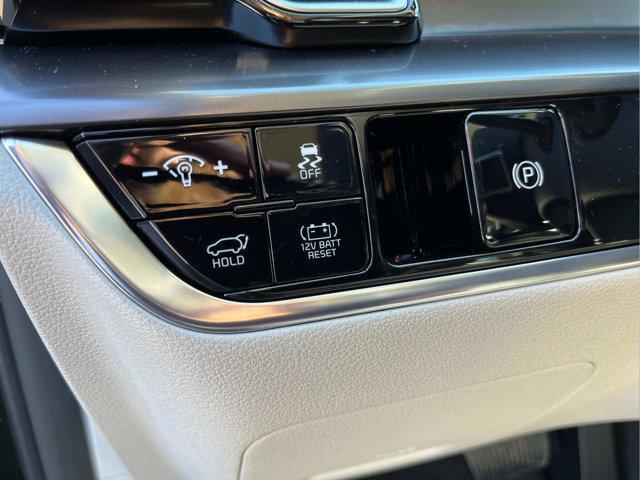 new 2025 Kia Sportage Hybrid car, priced at $35,440