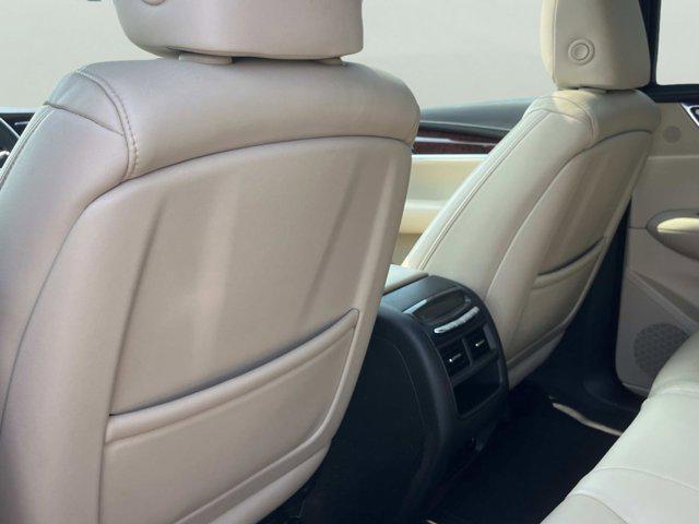 used 2017 Cadillac XT5 car, priced at $17,742