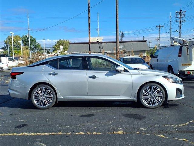 new 2025 Nissan Altima car, priced at $34,462