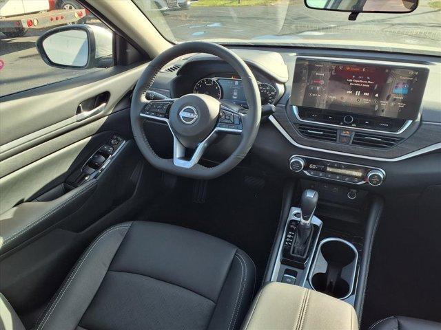 new 2025 Nissan Altima car, priced at $34,462