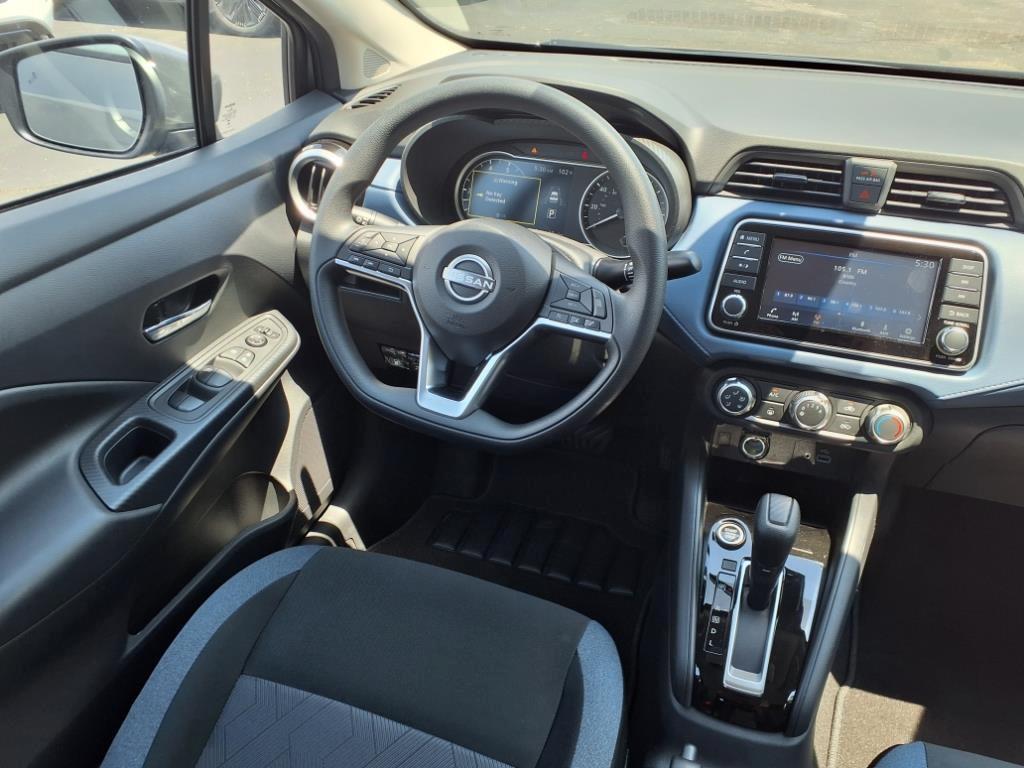 new 2025 Nissan Versa car