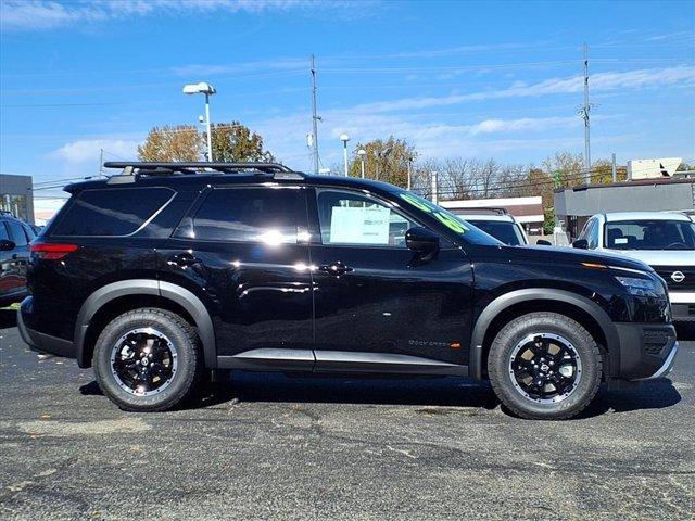new 2025 Nissan Pathfinder car, priced at $44,143