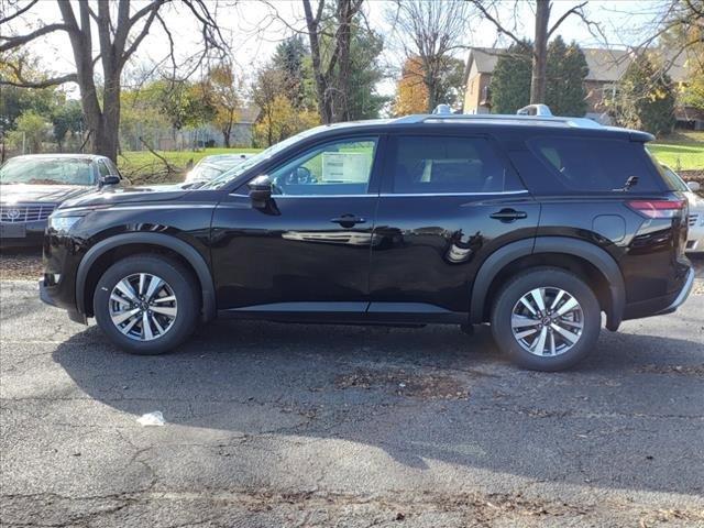 new 2024 Nissan Pathfinder car, priced at $41,927
