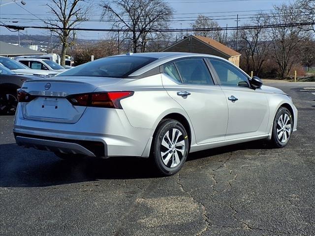 new 2025 Nissan Altima car, priced at $27,208