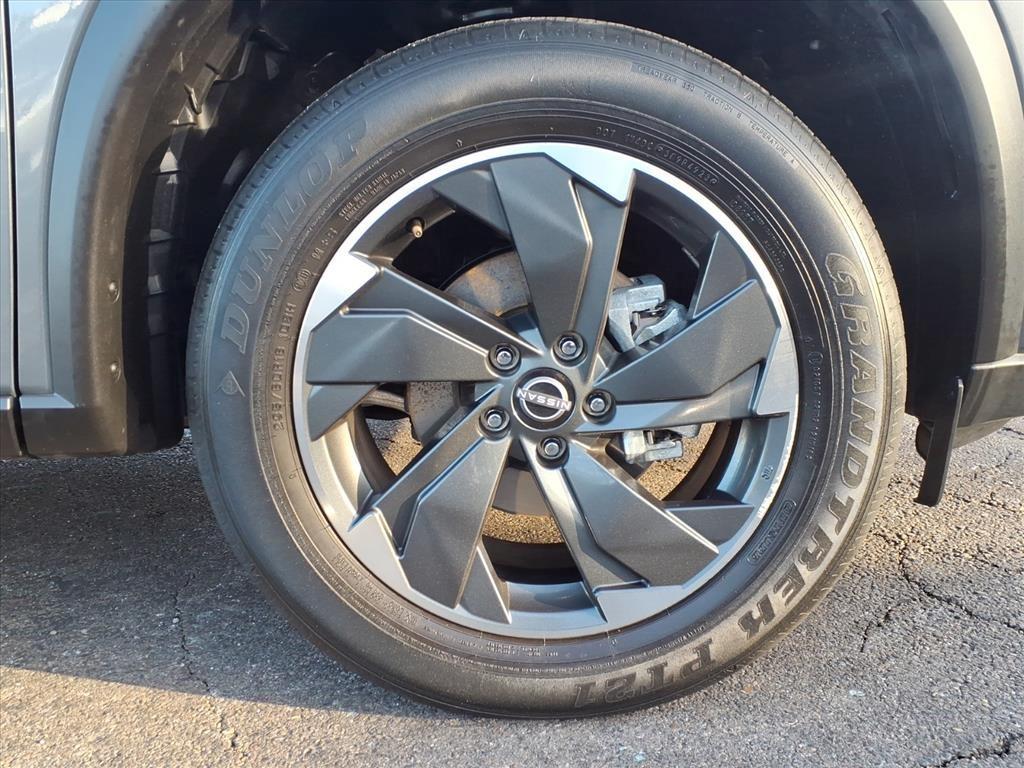 used 2024 Nissan Rogue car, priced at $26,795