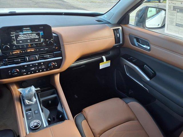 new 2025 Nissan Pathfinder car, priced at $51,823