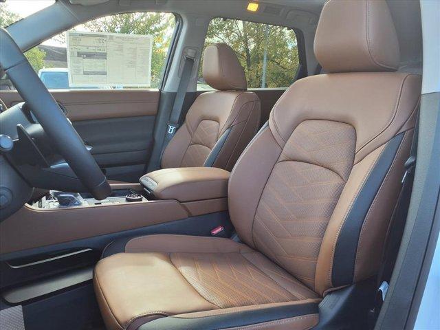 new 2025 Nissan Pathfinder car, priced at $51,823