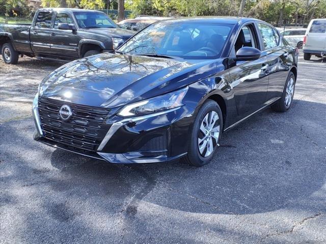 new 2025 Nissan Altima car, priced at $26,678