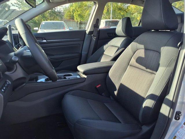 new 2025 Nissan Altima car, priced at $30,124