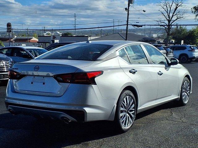 new 2025 Nissan Altima car, priced at $30,124