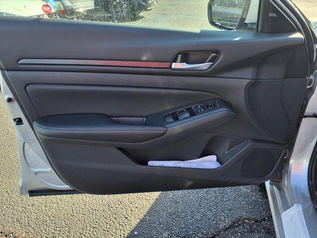 new 2025 Nissan Altima car, priced at $30,124