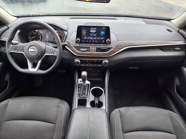 used 2023 Nissan Altima car, priced at $21,900