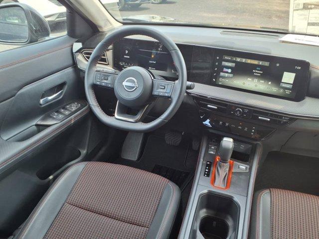 new 2025 Nissan Kicks car, priced at $29,157