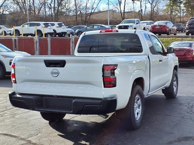 new 2025 Nissan Frontier car