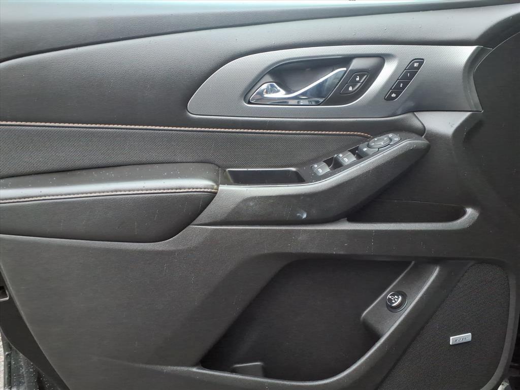 used 2018 Chevrolet Traverse car, priced at $19,969