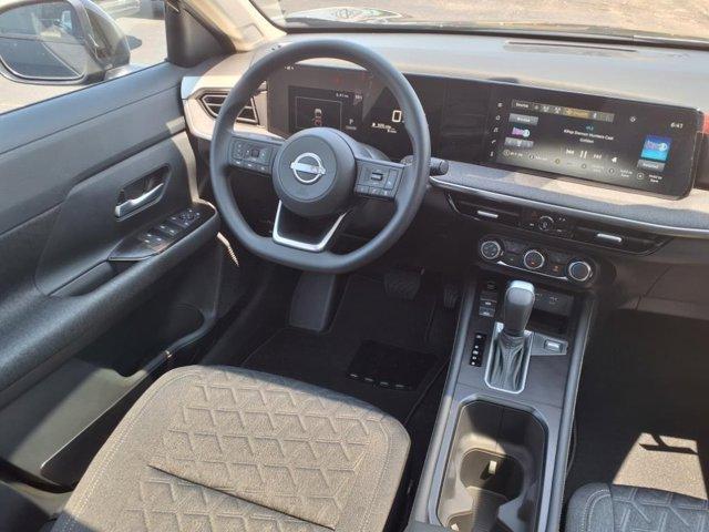 new 2025 Nissan Kicks car