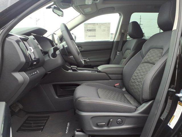 new 2025 Nissan Pathfinder car