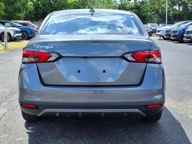 new 2025 Nissan Versa car